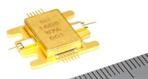 Amplificador Ku-band