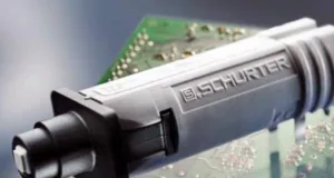 Disyuntor para montaje en placa