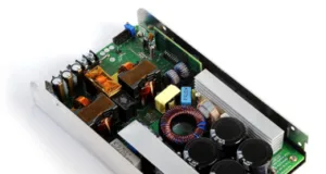 Fuentes de alimentación de 500 W Fuentes de alimentación de 500 W