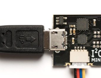 Bridge de USB a I²C compatible con I²CDriver