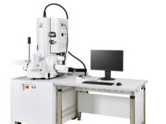 Microscopio JSM-IT800 para observación de semiconductores