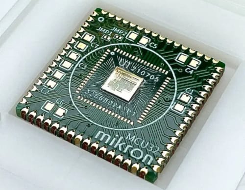 MIK32 MCU RISC-V de 32 bits
