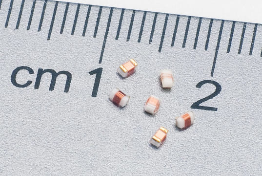 SMP0603 Inductores cerámicos chip para aplicaciones de alimentación